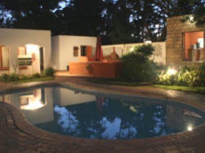 Joie De Vivre Country House Hotel Paarl Bagian luar foto